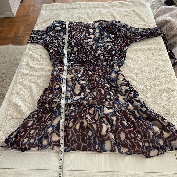 Ba&sh beautiful Robe Cala animal print tiered dress with side zipper and snaps. - Picture 9 of 16